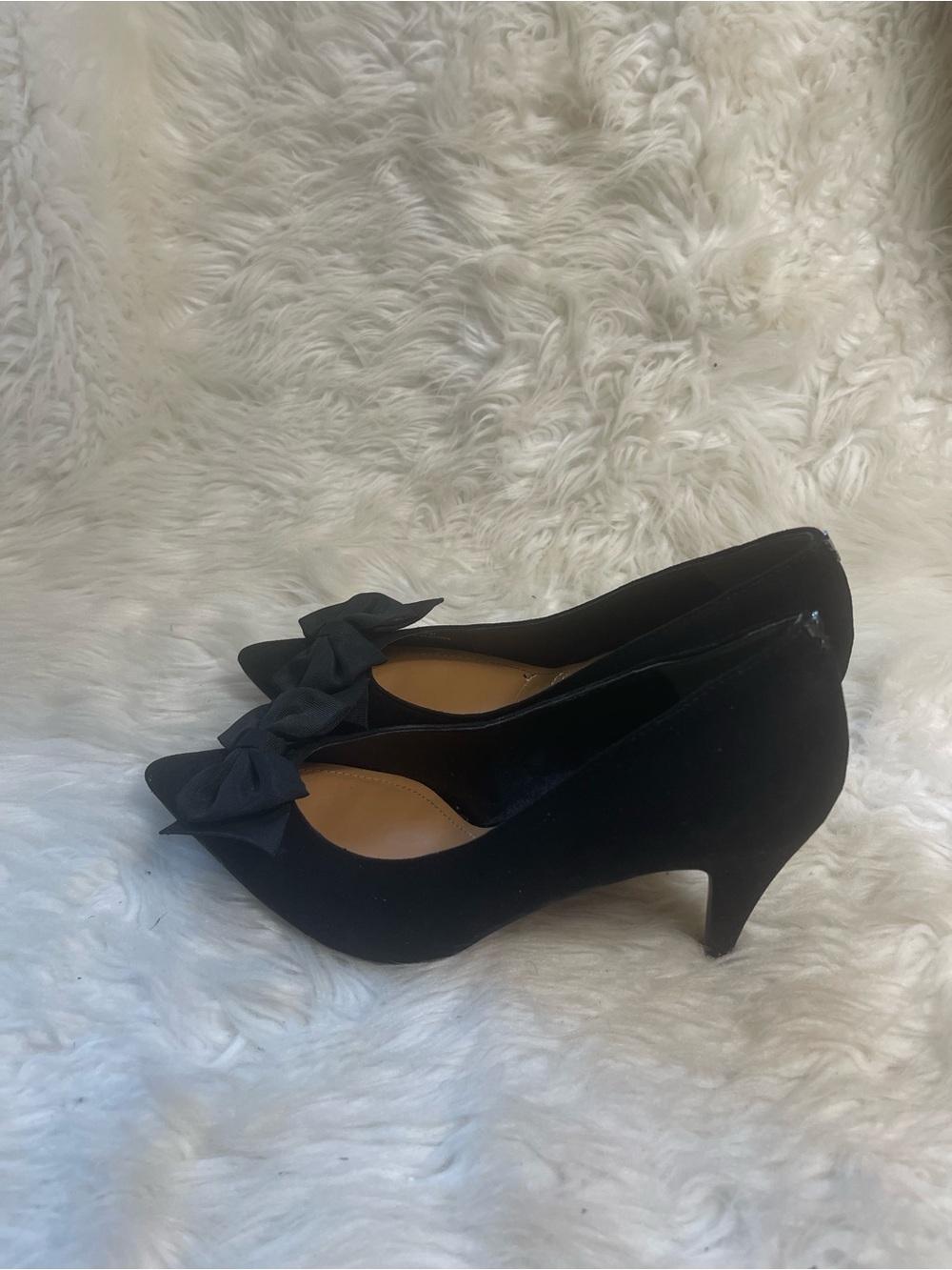 J Renée synthetic Black suede slip on heels Bow Accent SZ10M